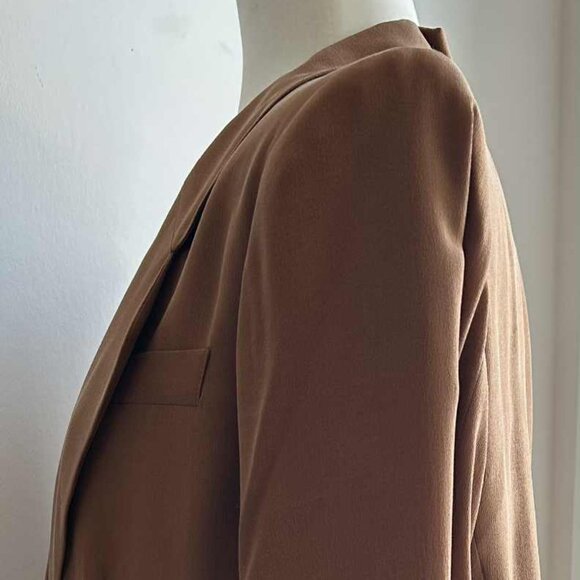 Stephanie Andrews Vintage Camel Pure Silk Blazer with Notched Lapel – US 12P - Picture 8 of 13